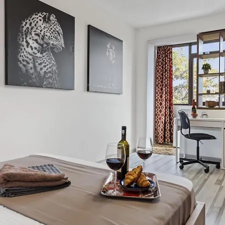 شقة Cozy Close To Piata Romana
