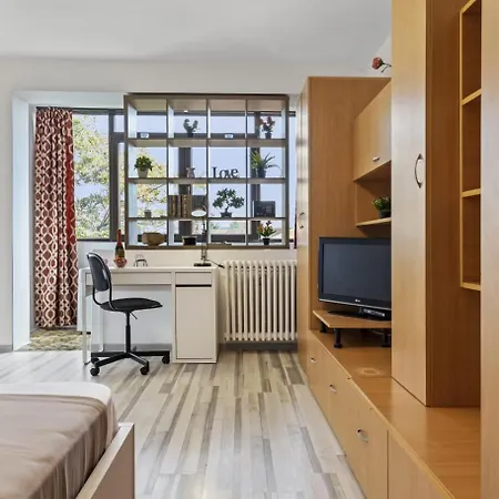 Διαμέρισμα Cozy Close To Piata Romana Βουκουρέστι